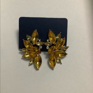 ✨SALE✨ NEW Yellow Crystal Flower Women’s Earrings